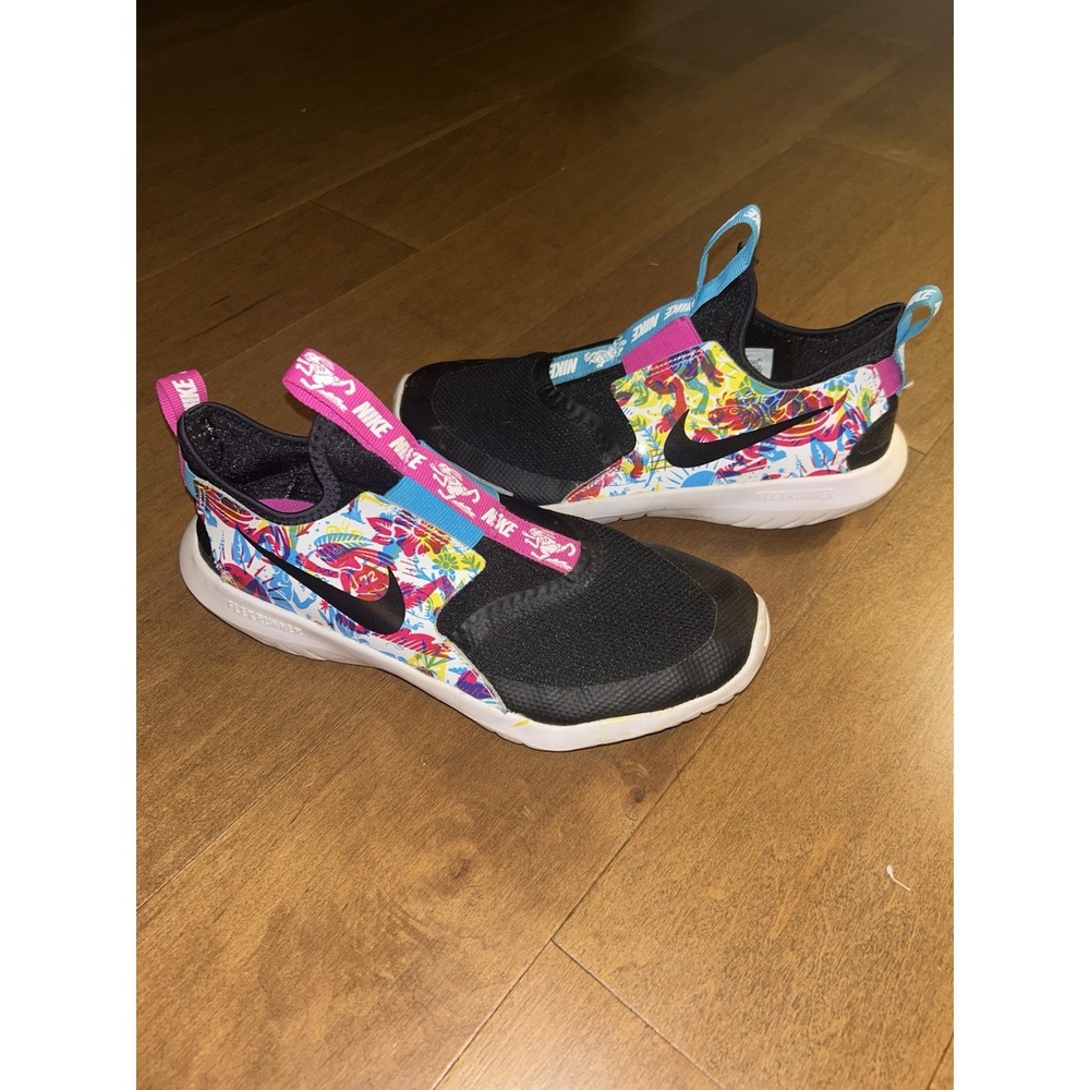Nike Girls Flex Runner Fable slip-on sneakers Tennis Shoe Youth 6.5 Pink Teal